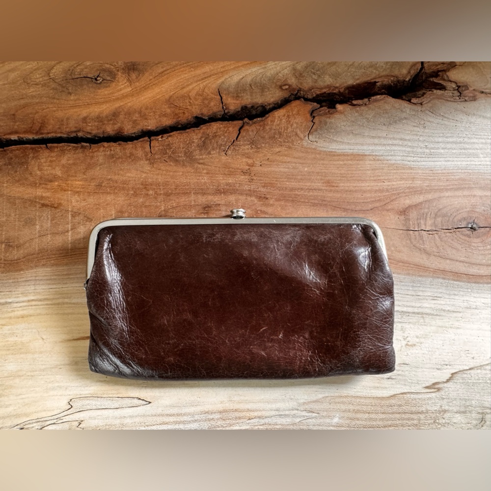 HOBO Lauren Clutch Wallet